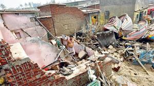 On Saturday, Fani crossed over into West Bengal and moved northeast toward Bangladesh, weakening from a “severe cyclonic storm” to a “cyclonic storm”. At least a dozen people were confirmed killed in Bangladesh. On Saturday, Fani crossed over into West Bengal and moved northeast toward Bangladesh, weakening from a “severe cyclonic storm” to a “cyclonic storm”. At least a dozen people were confirmed killed in Bangladesh.