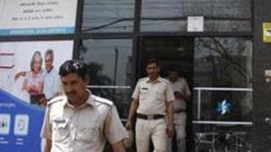The accused were identified as Pooja, a resident of Narwana in Haryana, and Ajay of Sunam.(Yogendra Kumar/HT PHOTO) The accused were identified as Pooja, a resident of Narwana in Haryana, and Ajay of Sunam.(Yogendra Kumar/HT PHOTO)