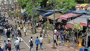 Ajmal Khan Road in Karol Bagh, the pedestrianisation of which started last week.(Biplov Bhuyan/HT PHOTO) Ajmal Khan Road in Karol Bagh, the pedestrianisation of which started last week.(Biplov Bhuyan/HT PHOTO)