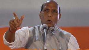 “The BJP will make the sedition law so strong that even the thought of violating it would make one shudder in fear,” Union home minister Rajnath Singh told a public gathering in West Delhi’s Sagarpur area Monday.(Sanchit Khanna/HT PHOTO) “The BJP will make the sedition law so strong that even the thought of violating it would make one shudder in fear,” Union home minister Rajnath Singh told a public gathering in West Delhi’s Sagarpur area Monday.(Sanchit Khanna/HT PHOTO)