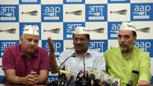 Health, better roads and new higher educational institutions were some of the promises made by the Aam Aadmi Party in their constituency specific manifestos for West and North East Delhi parliamentary segments that were released on Wednesday.(Mohd Zakir/HT PHOTO)
