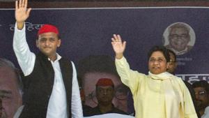 BSP supremo Mayawati has blamed the BJP for causing a rift between Shivpal Yadav and his nephew SP chief Akhilesh Yadav.(PTI) BSP supremo Mayawati has blamed the BJP for causing a rift between Shivpal Yadav and his nephew SP chief Akhilesh Yadav.(PTI)