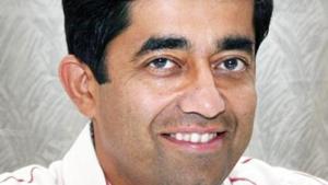 Praveen Pardeshi was appointed the new BMC commissioner. Praveen Pardeshi was appointed the new BMC commissioner.