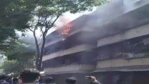 The incident took place at Dadar police station compound on Sunday afternoon.(ANI) The incident took place at Dadar police station compound on Sunday afternoon.(ANI)