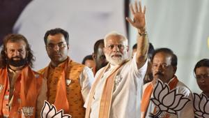 NMocking the opposition alliance for fighting a battle of survival, Naqvi added, “Most of the opposition parties will lose their recognition after elections. They are all fighting a battle for survival.”(Sanjeev Verma/HT PHOTO)