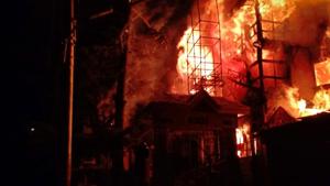 A major portion of more than a century-old Grand Hotel was destroyed in a massive fire that broke out late on Monday night in Himachal Pradesh’s Shimla.(HT Photo) A major portion of more than a century-old Grand Hotel was destroyed in a massive fire that broke out late on Monday night in Himachal Pradesh’s Shimla.(HT Photo)