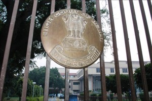 The order comes while hearing a plea filed by advocate Arpit Bhargava seeking to determine the structural safety of the buildings in the city .(HT Photo) The order comes while hearing a plea filed by advocate Arpit Bhargava seeking to determine the structural safety of the buildings in the city .(HT Photo)