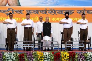 RSS chief Mohan Bhagwat with former president Pranab Mukherjee, Nagpur, June 7, 2018(Sunny Shende) RSS chief Mohan Bhagwat with former president Pranab Mukherjee, Nagpur, June 7, 2018(Sunny Shende)