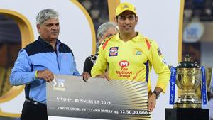 Hyderabad: Chennai Super Kings (CSK) skipper MS Dhoni receives runner-up cash award of Rs 12.5 crores at the prize distributing ceremony of the Indian Premier League 2019 Final cricket match at Rajiv Gandhi International Cricket Stadium in Hyderabad, Monday, May 13, 2019(PTI) Hyderabad: Chennai Super Kings (CSK) skipper MS Dhoni receives runner-up cash award of Rs 12.5 crores at the prize distributing ceremony of the Indian Premier League 2019 Final cricket match at Rajiv Gandhi International Cricket Stadium in Hyderabad, Monday, May 13, 2019(PTI)