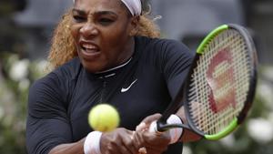 Serena Williams, of the United States, serves the ball to Sweden's Rebecca Peterson.(AP) Serena Williams, of the United States, serves the ball to Sweden's Rebecca Peterson.(AP)