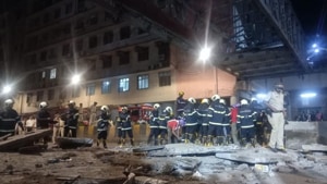 Desai has claimed that after the first audit in 2016, his firm had pointed out cracks in the parapets, railings along with broken stair treads and risers, to the BMC.(HT Photo) Desai has claimed that after the first audit in 2016, his firm had pointed out cracks in the parapets, railings along with broken stair treads and risers, to the BMC.(HT Photo)