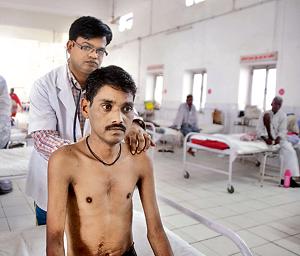 A doctor examining a patient at a government hospital. (Representative picture).(LightRocket via Getty Images) A doctor examining a patient at a government hospital. (Representative picture).(LightRocket via Getty Images)