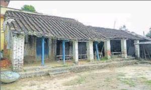 Firaq’s ancestral house in Banwarpar village of Gorakhpur.(Hindustan Times) Firaq’s ancestral house in Banwarpar village of Gorakhpur.(Hindustan Times)