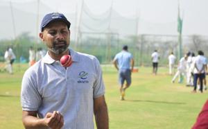 Praveen Kumar(Deepak Gupta/HT Photo) Praveen Kumar(Deepak Gupta/HT Photo)