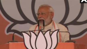 Prime Minister Narendra Modi at Mau, Uttar Pradesh(ANI/Twitter) Prime Minister Narendra Modi at Mau, Uttar Pradesh(ANI/Twitter)