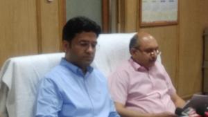 HBSE Board Class 10th result 2019: Around 4 lakh candidates had appeared in the Class 10 exams that were conducted from March 8 to 30, 2019. Here are the live updates of the HBSE Class 10th results. Here are the live updates(Ht photo) HBSE Board Class 10th result 2019: Around 4 lakh candidates had appeared in the Class 10 exams that were conducted from March 8 to 30, 2019. Here are the live updates of the HBSE Class 10th results. Here are the live updates(Ht photo)