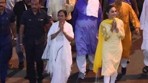 Mamata Banerjee raised the topic to lash out at her principal opponent BJP.(Arijit Sen/HT Photo)