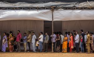 The exit polls are more positive for Sena as its U-turn to join the alliance ahead of the Lok Sabha elections was expected to damage the party more than its ally, the BJP.(Satish Bate/HT Photo)