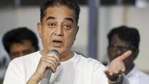 Actor-turned-politician Kamal Haasan was granted anticipatory bail by the Madurai bench of Madras High Court in a case filed by the Hindu Munnani party for his comments on Mahatma Gandhi’s assassin Nathuram Godse.(PTI File Photo)