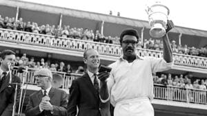 West Indies captain Clive Lloyd holds aloft the 1975 Prudential World Cup trophy. West Indies beat Australia in the final.(Twitter) West Indies captain Clive Lloyd holds aloft the 1975 Prudential World Cup trophy. West Indies beat Australia in the final.(Twitter)