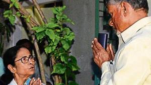 Andhra Pradesh CM Chandrababu Naidu with Mamata Banerjee at her residence in Kolkata