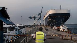 After having surrendered the control of Hambantota port to a Chinese firm, Sri Lanka became the poster child of all that could wrong with BRI investments(The New York Times) After having surrendered the control of Hambantota port to a Chinese firm, Sri Lanka became the poster child of all that could wrong with BRI investments(The New York Times)