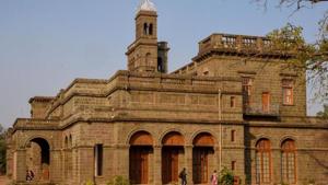 Savitribai Phule Pune University’s (SPPU) refectory agitation carried out by students over poor quality and worms been found in the food will be submitted in next 8 days, said the committee head Dr R S Mali(Sanket Wankhade/HT PHOTO) Savitribai Phule Pune University’s (SPPU) refectory agitation carried out by students over poor quality and worms been found in the food will be submitted in next 8 days, said the committee head Dr R S Mali(Sanket Wankhade/HT PHOTO)
