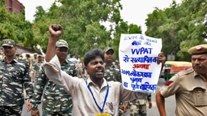 Parties asked workers to remain alert and check any vehicle or person entering or leaving the premises where the EVMs are being stored. (Burhaan Kinu/HT Photo) Parties asked workers to remain alert and check any vehicle or person entering or leaving the premises where the EVMs are being stored. (Burhaan Kinu/HT Photo)