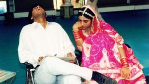 Ajay Devgn shared a throwback picture from the sets of his 1994 film Vijaypath.(Twitter) Ajay Devgn shared a throwback picture from the sets of his 1994 film Vijaypath.(Twitter)