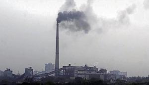 The Delhi Pollution Control Committee (DPCC) is developing a mechanism to help it determine the extent of damage caused by a polluter – be it an industrial unit, a hospital or a restaurant – and fix the penalty accordingly.(Mohd Zakir/ HT file photo) The Delhi Pollution Control Committee (DPCC) is developing a mechanism to help it determine the extent of damage caused by a polluter – be it an industrial unit, a hospital or a restaurant – and fix the penalty accordingly.(Mohd Zakir/ HT file photo)