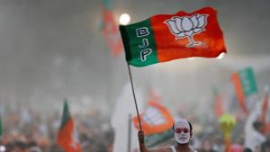 The Congress, which had given its best performance since 1995 by winning 77 seats in the assembly elections, was trailing by huge margins in most of the Lok Sabha constituencies.(REUTERS) The Congress, which had given its best performance since 1995 by winning 77 seats in the assembly elections, was trailing by huge margins in most of the Lok Sabha constituencies.(REUTERS)