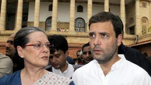 Congress president Sonia Gandhi and vice-president Rahul Gandhi during the protest against NDA Government at Parliament complex.(HT Photo/Sonu Mehta)