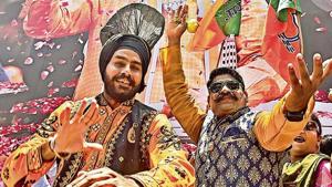 The Bharatiya Janata Party (BJP)-Shiv Sena alliance in Maharashtra won 41 of the state’s 48 parliamentary seats, a victory that chief minister Devendra Fadnavis described as “unprecedented”.(Vijyaanand Gupta/HT)