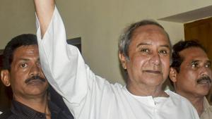 BJD President and Odisha Chief minister Naveen Patnaik flashes the victory sign after party's victory in Odisha assembly and Lok Sabha elections, in Bhubaneswar, Thursday, May 23, 2019.(PTI)