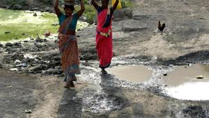 The state’s road construction department (RCD) is already set to pursue the projects, sanctioned under the Prime Minister’s package.(HT Photo/Bachchan Kumar) The state’s road construction department (RCD) is already set to pursue the projects, sanctioned under the Prime Minister’s package.(HT Photo/Bachchan Kumar)