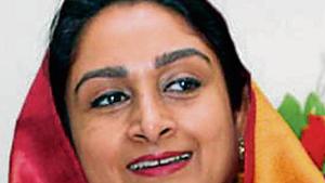 Harsimrat Kaur Badal is expected to represent the Shiromani Akali Dal (SAD) in the council of minister for the second consecutive term(HTPhotos) Harsimrat Kaur Badal is expected to represent the Shiromani Akali Dal (SAD) in the council of minister for the second consecutive term(HTPhotos)