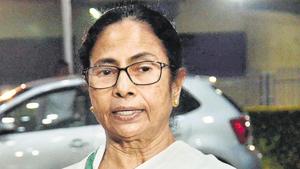 West Bengal Chief Minister Mamata Banerjee posted a poem on her Twitter handle on Friday.(ANI) West Bengal Chief Minister Mamata Banerjee posted a poem on her Twitter handle on Friday.(ANI)