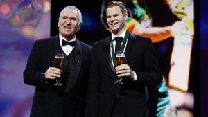Steve Smith (R) of Australia poses on stage with Allan Border (L).(Getty Images) Steve Smith (R) of Australia poses on stage with Allan Border (L).(Getty Images)