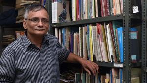 Dr Arun Gadre said he was taking a morning walk near the Hanuman mandir in New Delhi when the incident happened.(Pratham Gokhale/HT File) Dr Arun Gadre said he was taking a morning walk near the Hanuman mandir in New Delhi when the incident happened.(Pratham Gokhale/HT File)