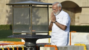 Prime minister Narendra Modi paying homage to Mahatma Gandhi at Rajghat before taking oath for his second term.(Ajay Aggarwal/HT) Prime minister Narendra Modi paying homage to Mahatma Gandhi at Rajghat before taking oath for his second term.(Ajay Aggarwal/HT)