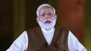 Commuters driving through New Delhi and Central Delhi areas may face traffic snarls on Thursday evening as arterial roads will remain closed for the swearing-in ceremony of Prime Minister Narendra Modi and his cabinet.(PTI) Commuters driving through New Delhi and Central Delhi areas may face traffic snarls on Thursday evening as arterial roads will remain closed for the swearing-in ceremony of Prime Minister Narendra Modi and his cabinet.(PTI)