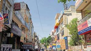 Coaching centres in Sector 14 have been issued notices for running without an NOC.(HT File) Coaching centres in Sector 14 have been issued notices for running without an NOC.(HT File)