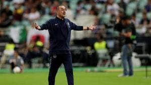 Chelsea manager Maurizio Sarri reacts(REUTERS) Chelsea manager Maurizio Sarri reacts(REUTERS)