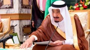 Saudi Arabia’s King Salman slammed Iran over recent attacks targeting the kingdom, describing the incidents on Saturday in a speech before Muslim leaders gathered in Mecca as “terrorist acts” that threaten global energy supplies.(AFP Photo) Saudi Arabia’s King Salman slammed Iran over recent attacks targeting the kingdom, describing the incidents on Saturday in a speech before Muslim leaders gathered in Mecca as “terrorist acts” that threaten global energy supplies.(AFP Photo)