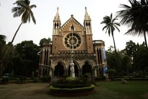 Data released by the varsity show that BCom continues to be the most popular course at the varsity, with 2.16 lakh applications for the course.(HT Photo) Data released by the varsity show that BCom continues to be the most popular course at the varsity, with 2.16 lakh applications for the course.(HT Photo)