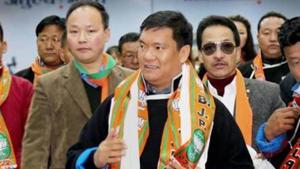 The first file signed by Khandu after assuming office deals with providing 180 days of maternity benefit and 60 days of the child care leave to all women contract and contingency staff.(PTI) The first file signed by Khandu after assuming office deals with providing 180 days of maternity benefit and 60 days of the child care leave to all women contract and contingency staff.(PTI)