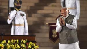 Prime Minister Narendra Modi gestures after taking oath as the Prime Minister of India for second term, at the forecourt of Rashtrapati Bhavan, in New Delhi, on May 30, 2019.(Ajay Aggarwal/HT PHOTO) Prime Minister Narendra Modi gestures after taking oath as the Prime Minister of India for second term, at the forecourt of Rashtrapati Bhavan, in New Delhi, on May 30, 2019.(Ajay Aggarwal/HT PHOTO)