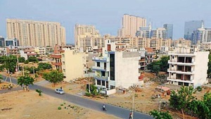 Chander Shekhar Khare, HSVP administrator, said that a portion of land on which this road is being built is under litigation, which delayed the construction.(HT Photo) Chander Shekhar Khare, HSVP administrator, said that a portion of land on which this road is being built is under litigation, which delayed the construction.(HT Photo)