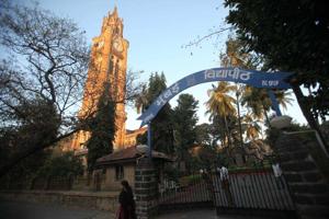 Admission to a college affiliated to the University of Mumbai (MU) is a two-fold process.(HT FILE) Admission to a college affiliated to the University of Mumbai (MU) is a two-fold process.(HT FILE)