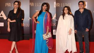 Tabu, Sonali Kulkarni, Alvira Khan with husband and co-producer Atul Agnihotri at Bharat premiere on Tuesday.(Varinder Chawla) Tabu, Sonali Kulkarni, Alvira Khan with husband and co-producer Atul Agnihotri at Bharat premiere on Tuesday.(Varinder Chawla)